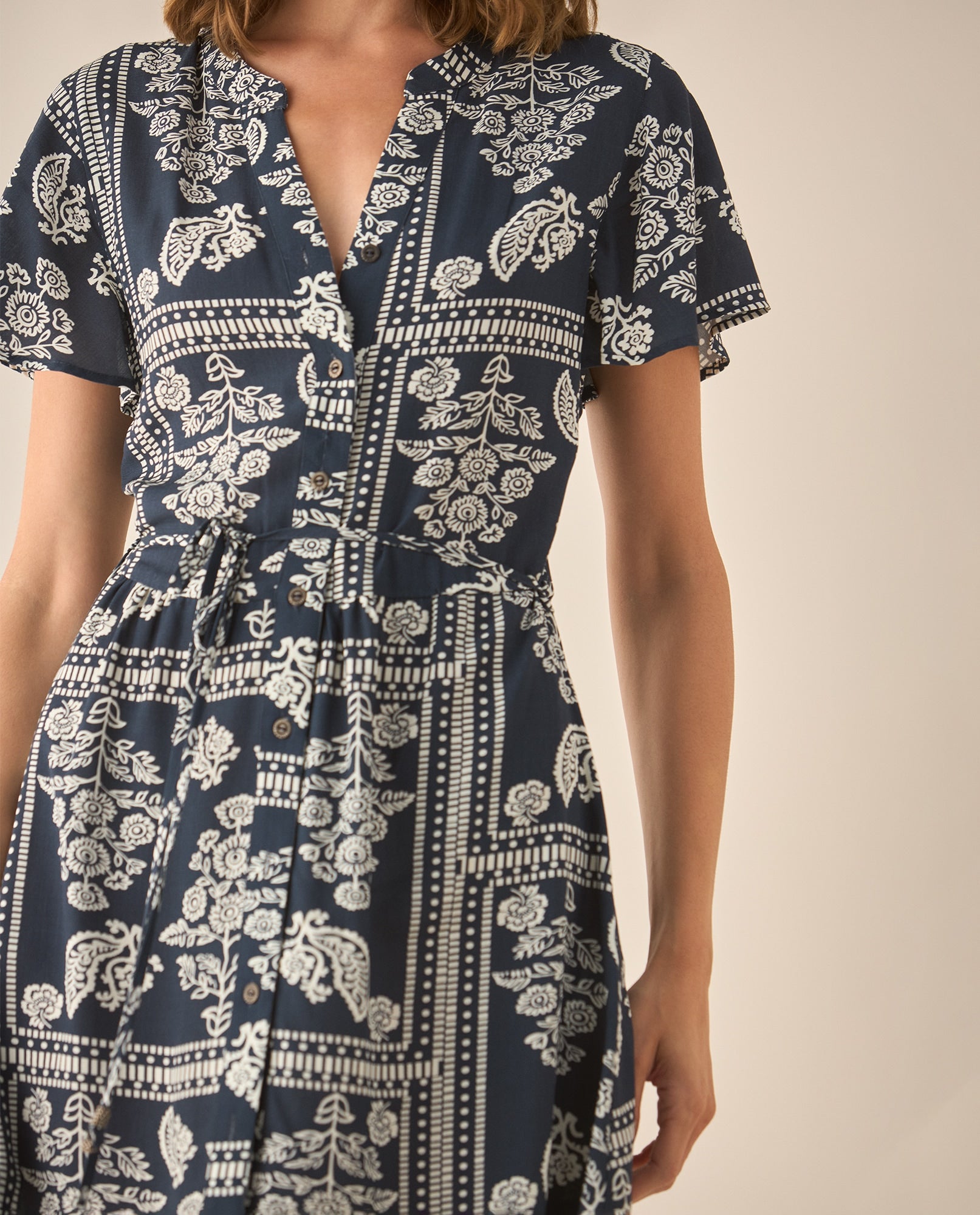 Vestido corto manga corta acampanada para mujer - Azul 34_693G011_AZU193923_4