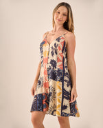 Vestido Patchwork Floral con Tirantes Ajustables - Blanco