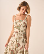 Vestido Largo Floral con Tirantes Ajustables - Blanco