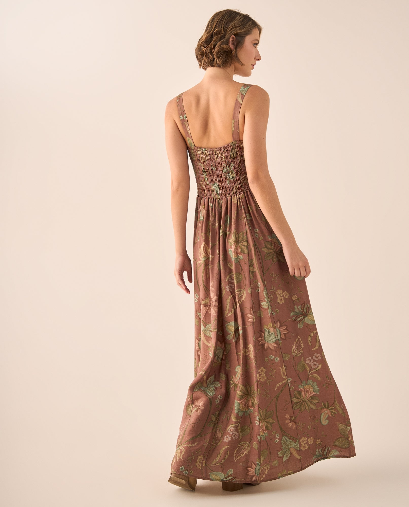 Vestido Largo Floral con Tirantes Ajustables - Café 34_699G004_CAF181320_5