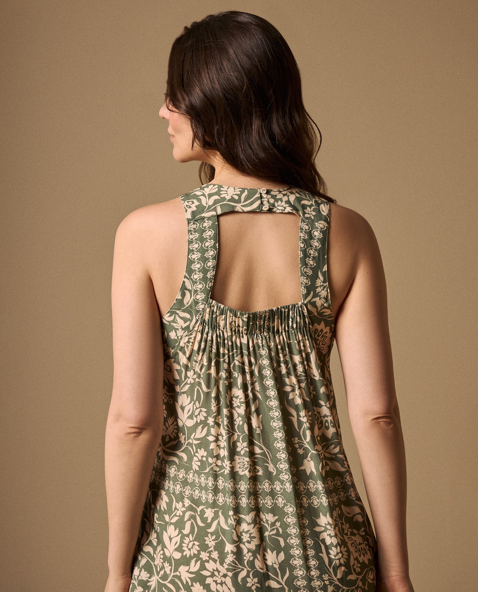 Vestido Floral con Volante - Verde 34_699G022_VER176009_6