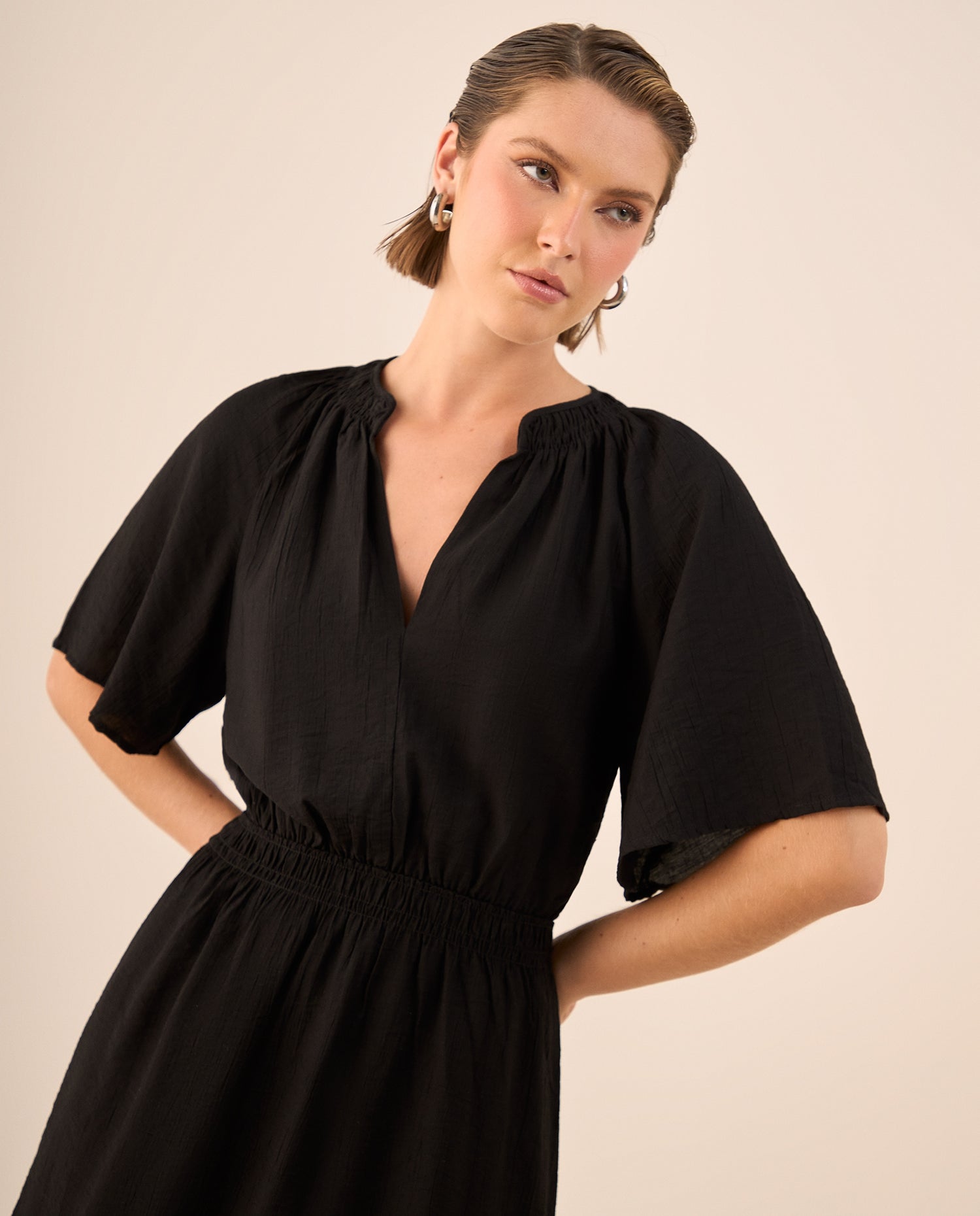 Vestido Bohemio Mangas Kimono - Negro