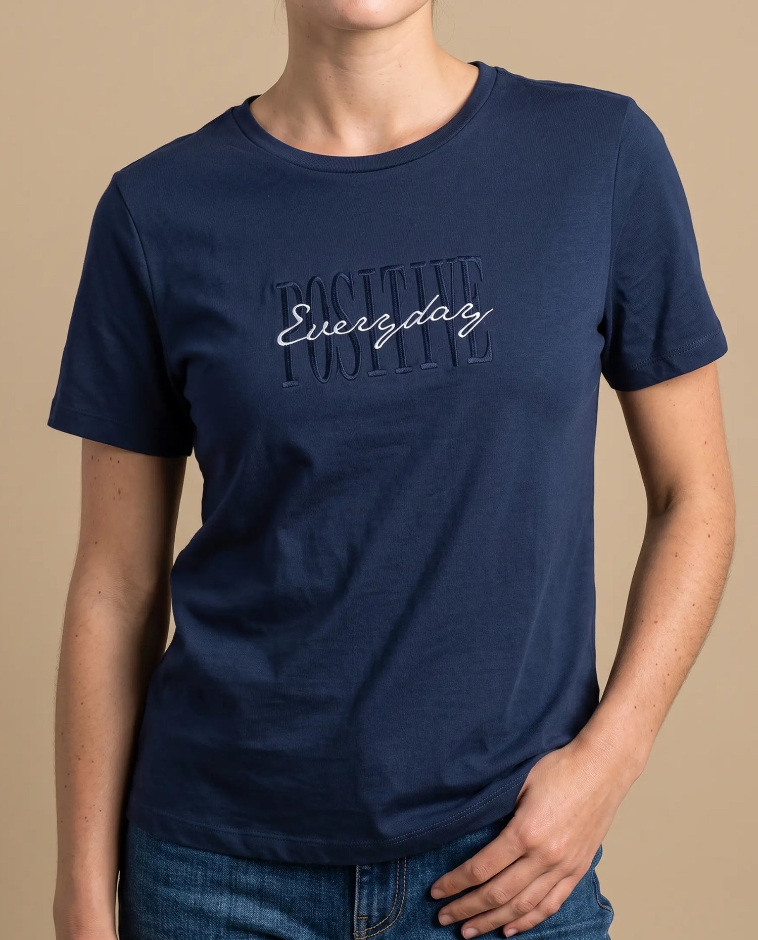 Camiseta manga corta azul bordada - Azul