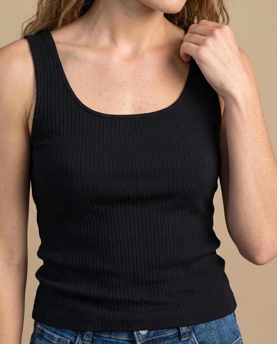 Camiseta manga sisa slim costilla - Negro 34_903H010_NEG190303_3