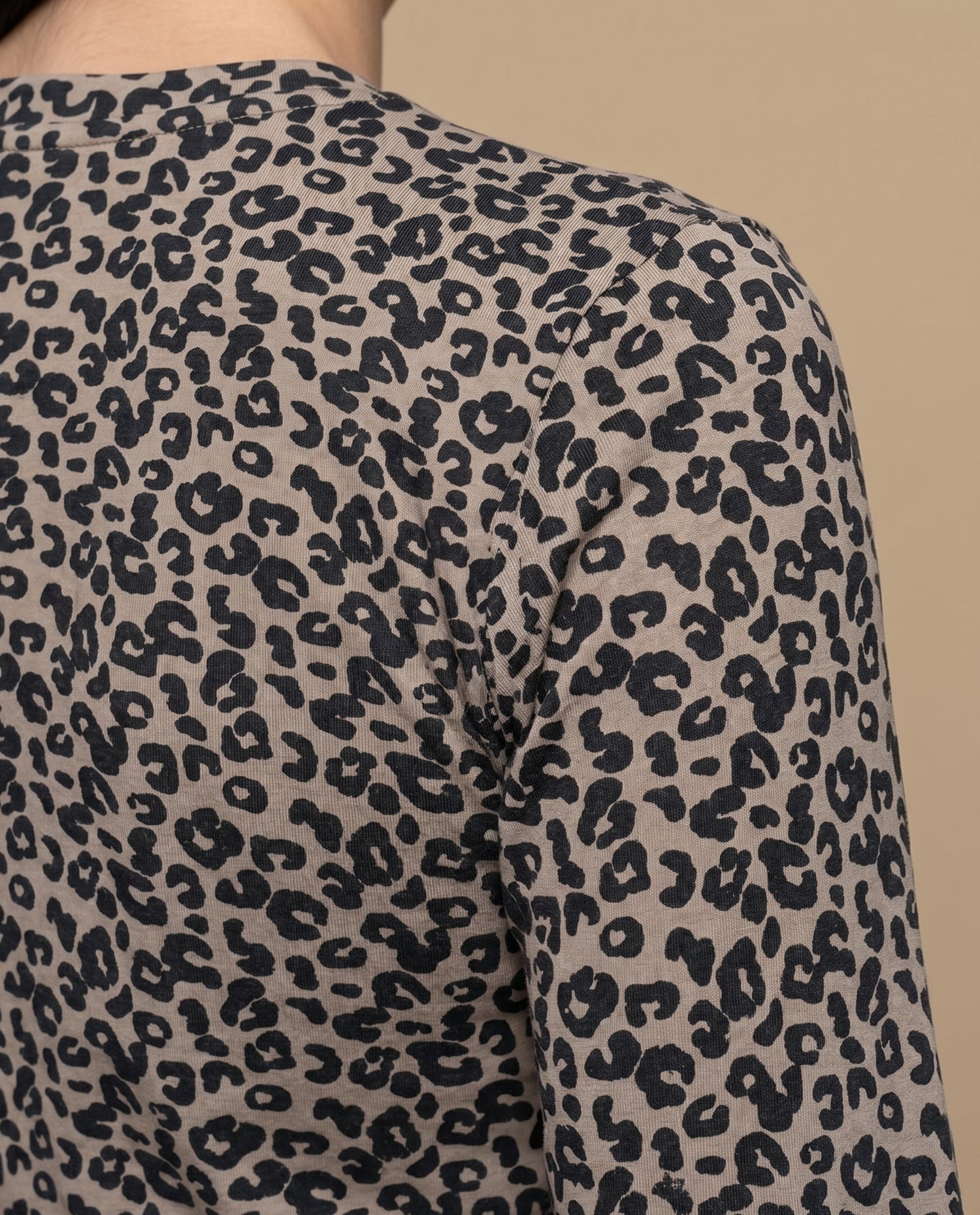 Camiseta manga corta animal print - Café