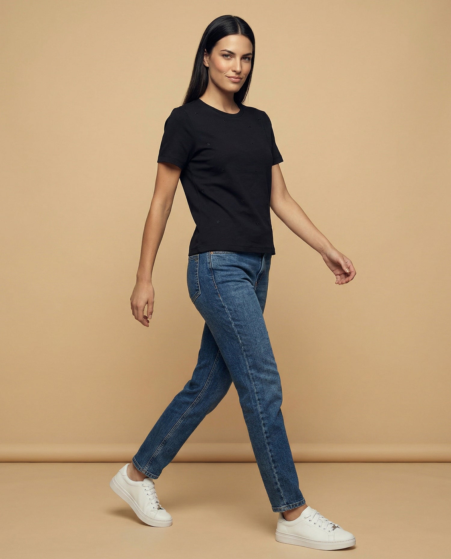 Camiseta básica cuello redondo manga corta - Negro