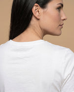 Camiseta manga corta bordado central - Crudo 34_905H015_CRU110602_7