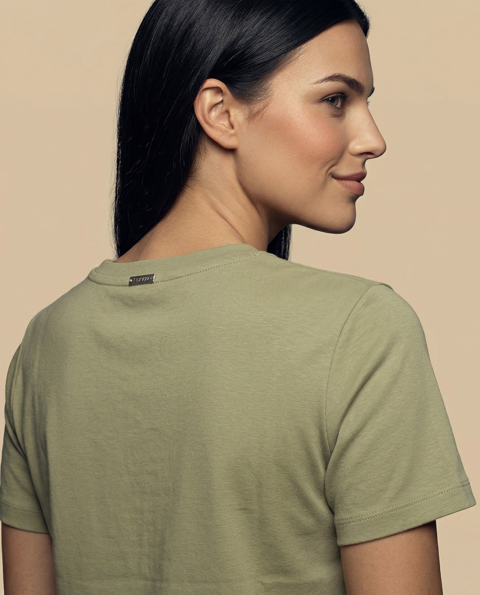 Camiseta bordada cuello redondo manga corta - Verde 34_905H020_VER144908_6