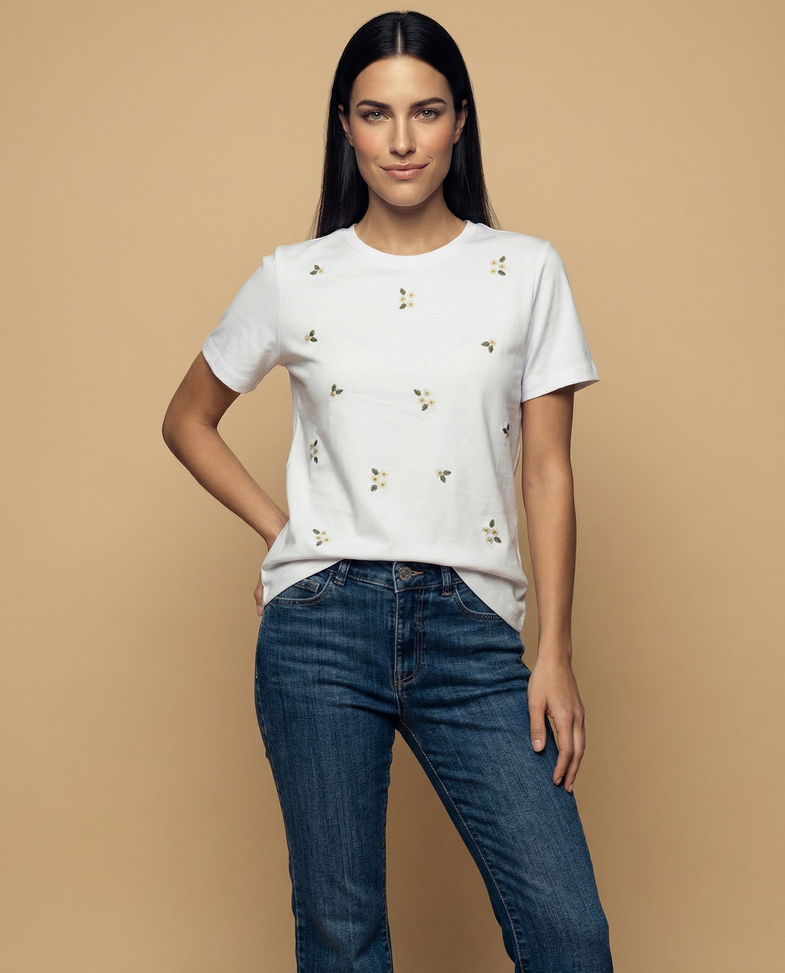Camiseta bordada manga corta cuello redondo largo extendido - Crudo 34_905H021_CRU110602_0