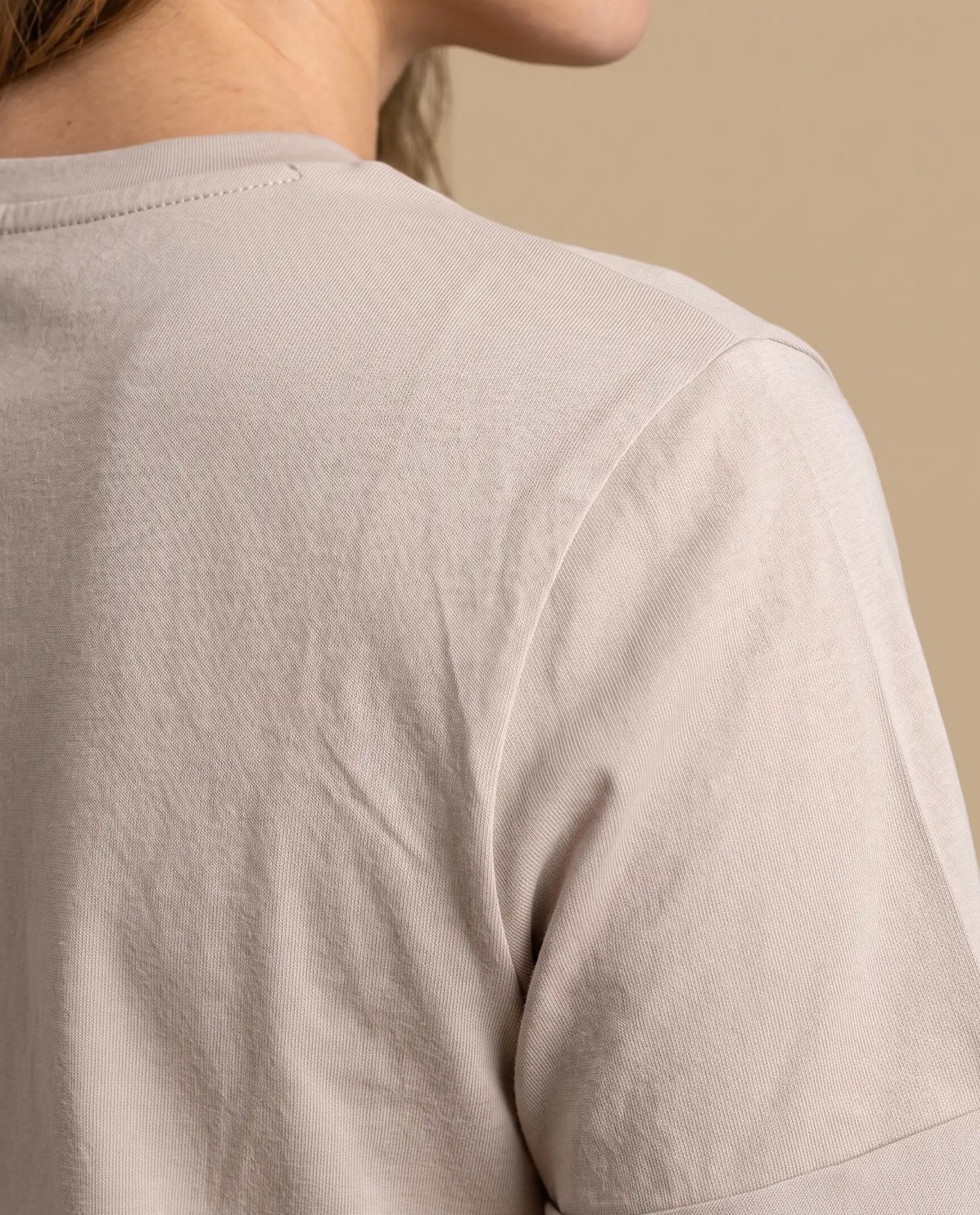 Camiseta manga corta bordado texto - Beige