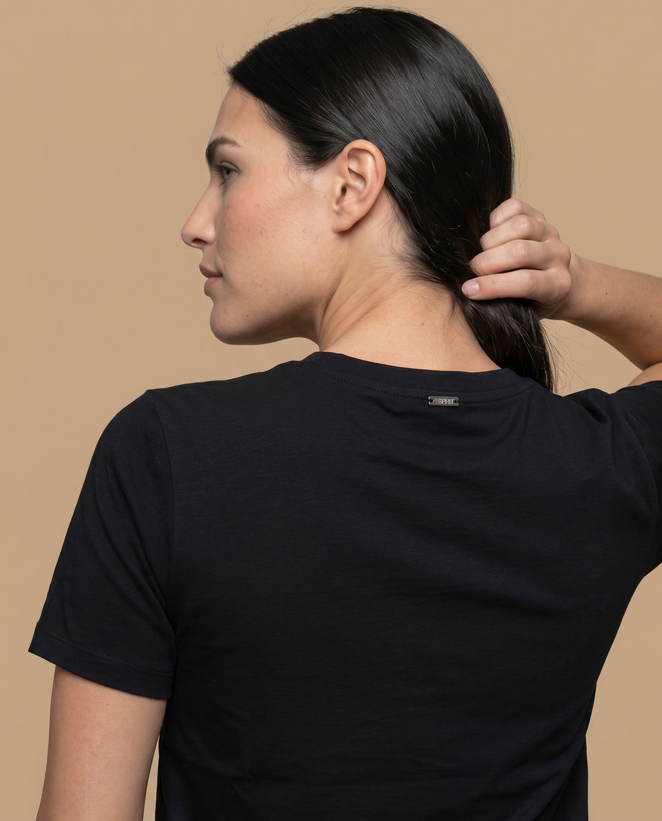 Camiseta manga corta bordada - Negro 34_905H083_NEG190303_7