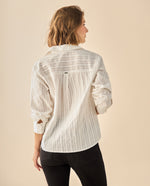 Camisa con Textura Rayada Premium - Crudo