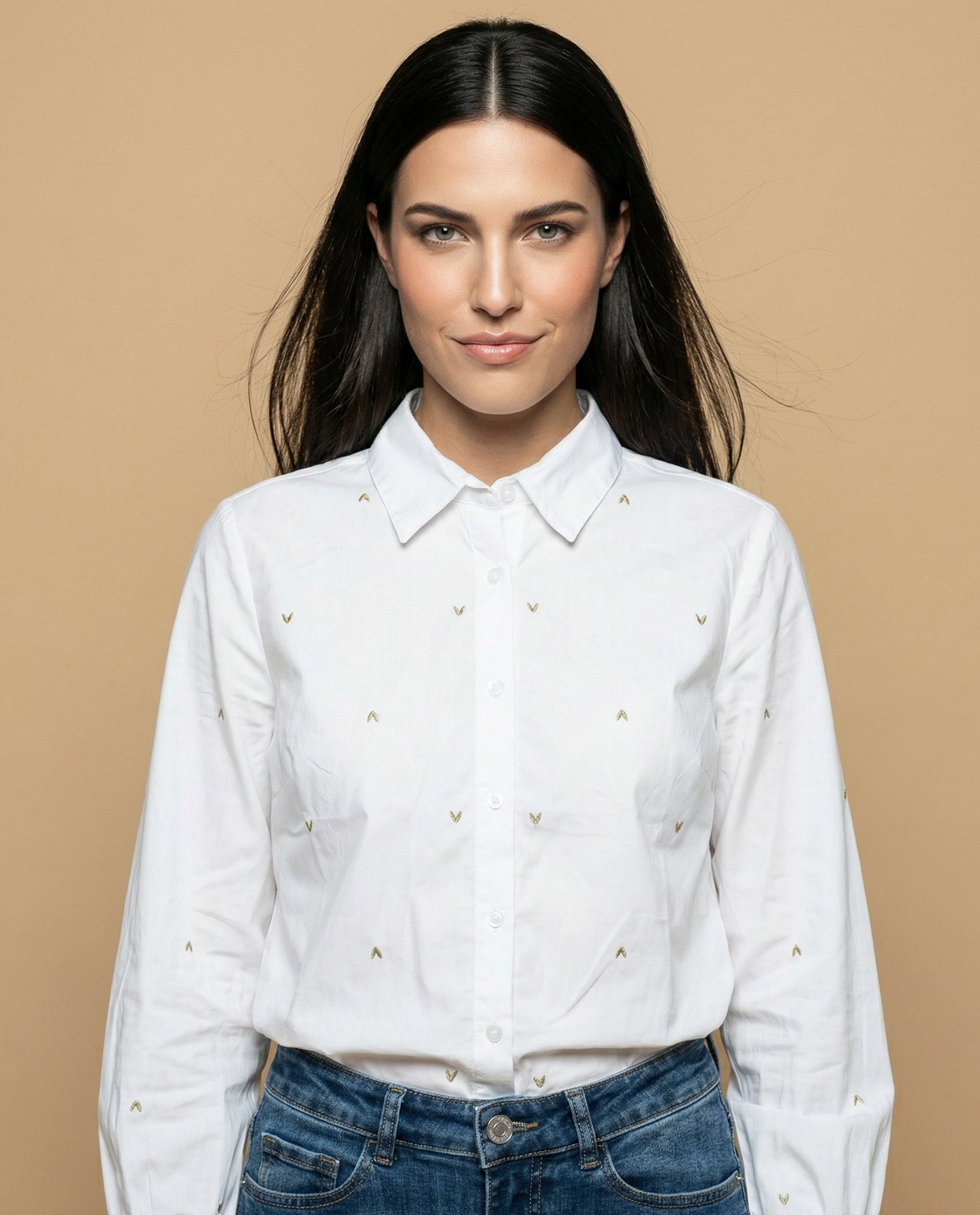 Camisa manga larga con estampado continuo - Beige