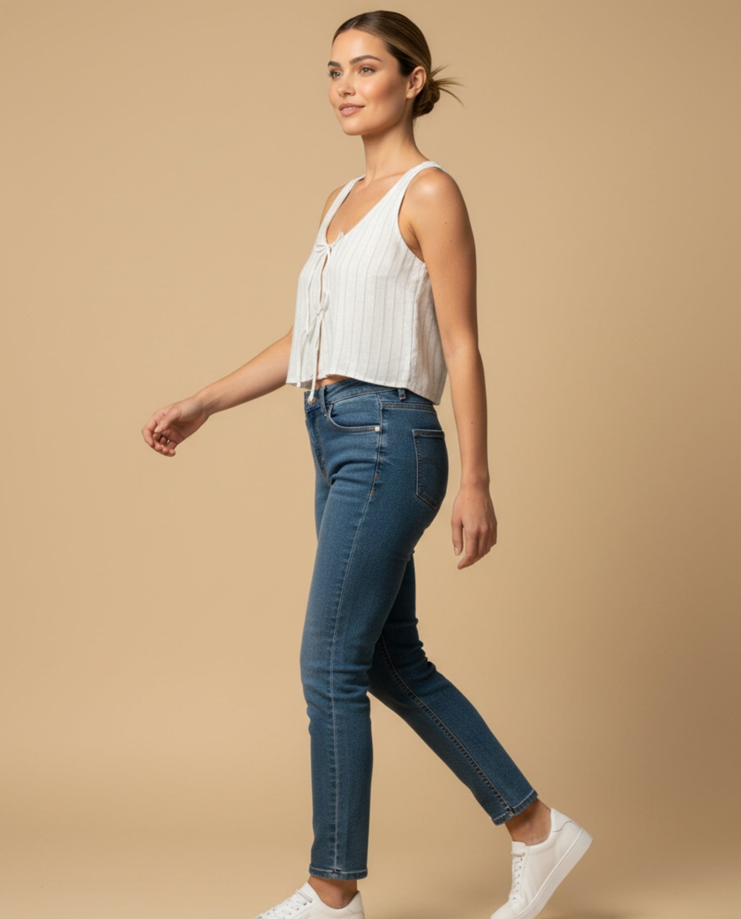 Chaleco crop top con cordones ajustables para mujer - Crudo