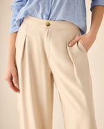 Pantalón clásico de silueta amplia para mujer - Beige