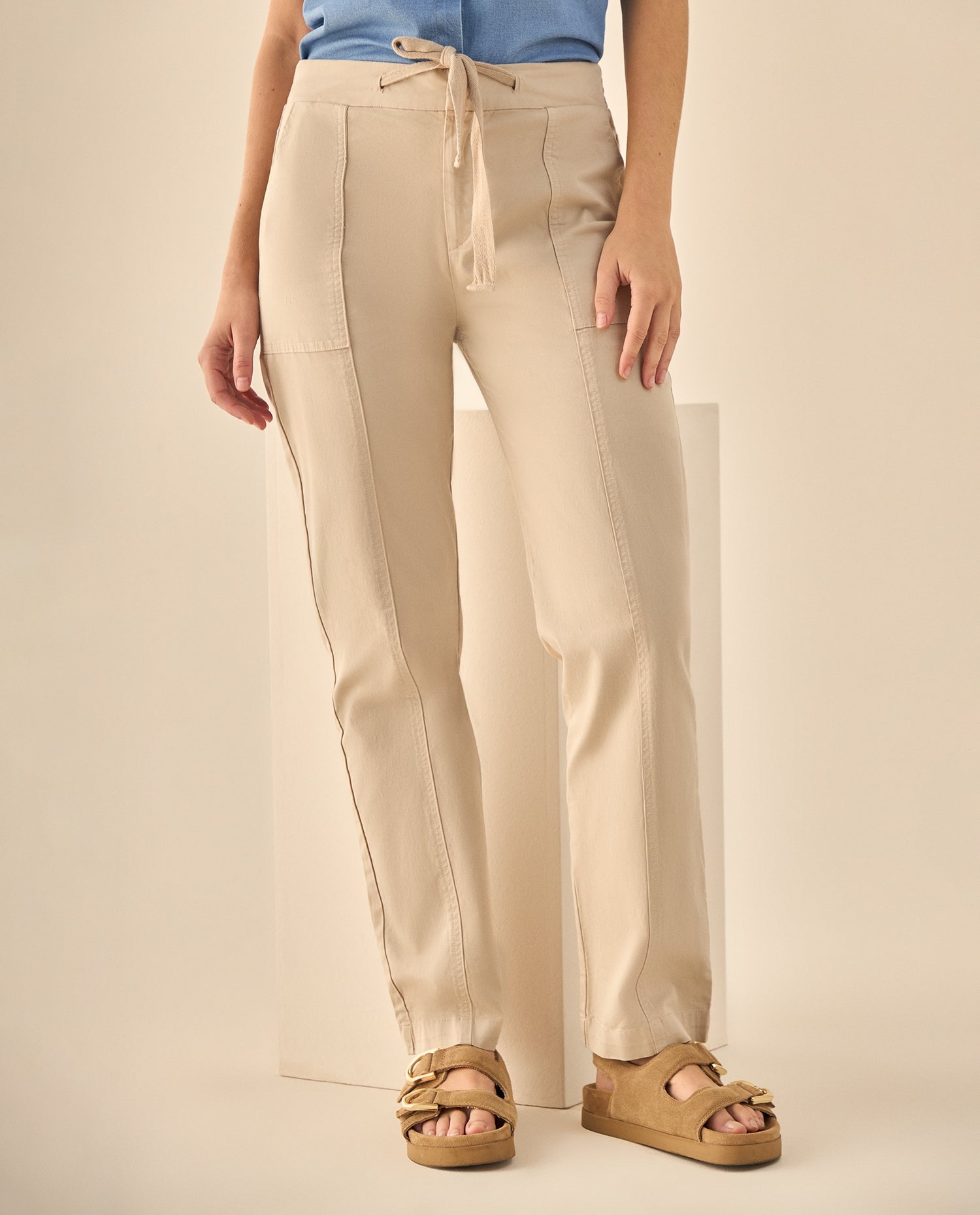 Pantalón Cargo con Cordón Ajustable - Beige