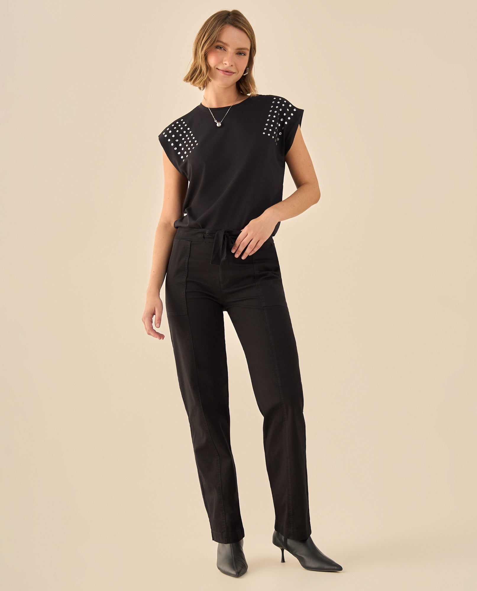 Pantalón Cargo con Cordón Ajustable - Negro 34_933G004_NEG190303_0