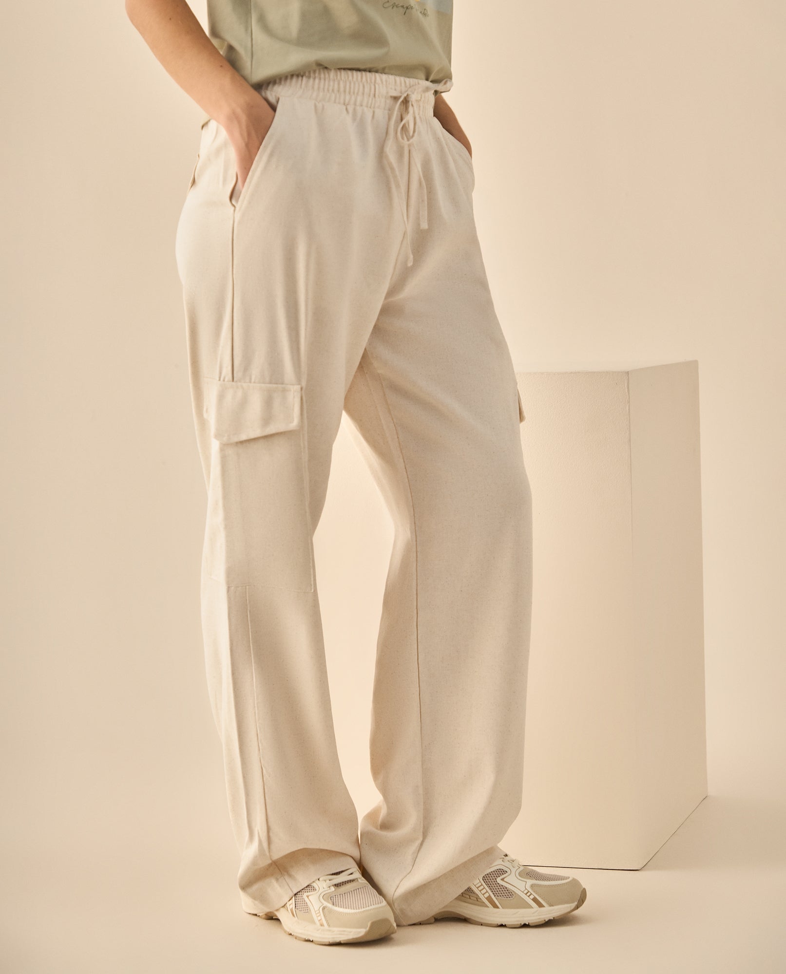 Pantalón Cargo con Cintura Elástica - Beige 34_933G300_BEI130607_3