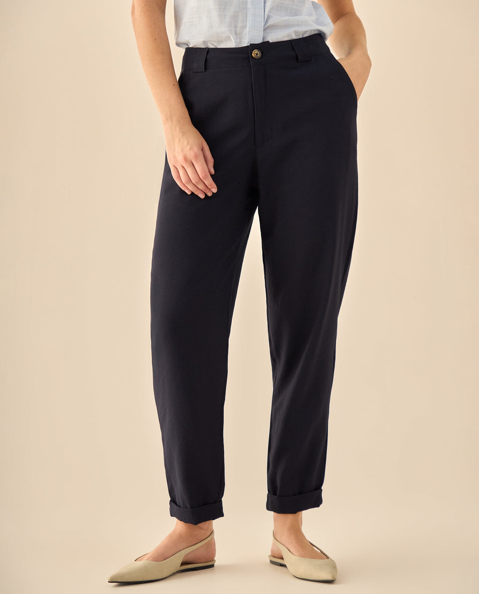 Pantalón con Botón Dorado - Azul 34_933G302_AZU194042_3